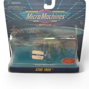 NIB Micro Machines Star Trek Klingon Bird-of-Prey 
 Mini Starship Vintage